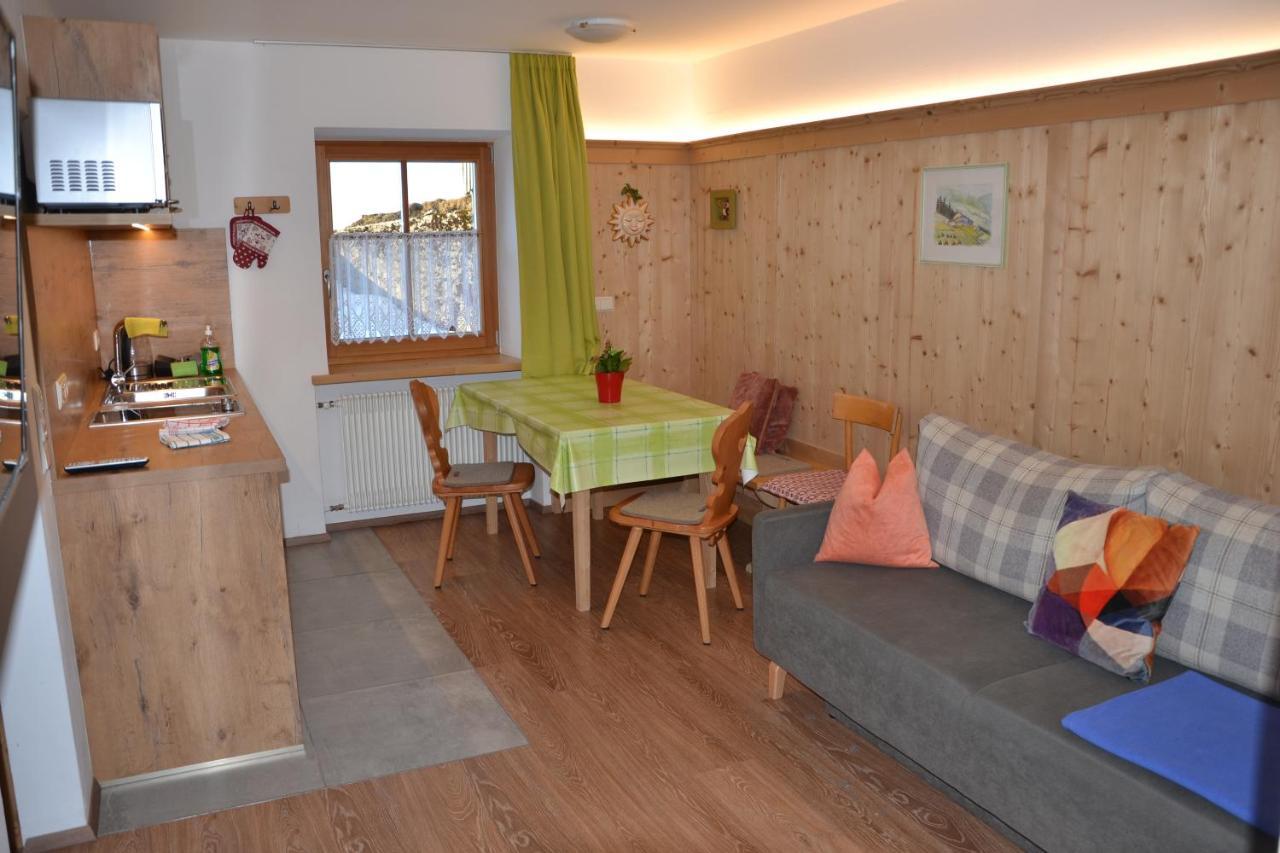 Gostnerhof Apartman Dobbiaco Kültér fotó