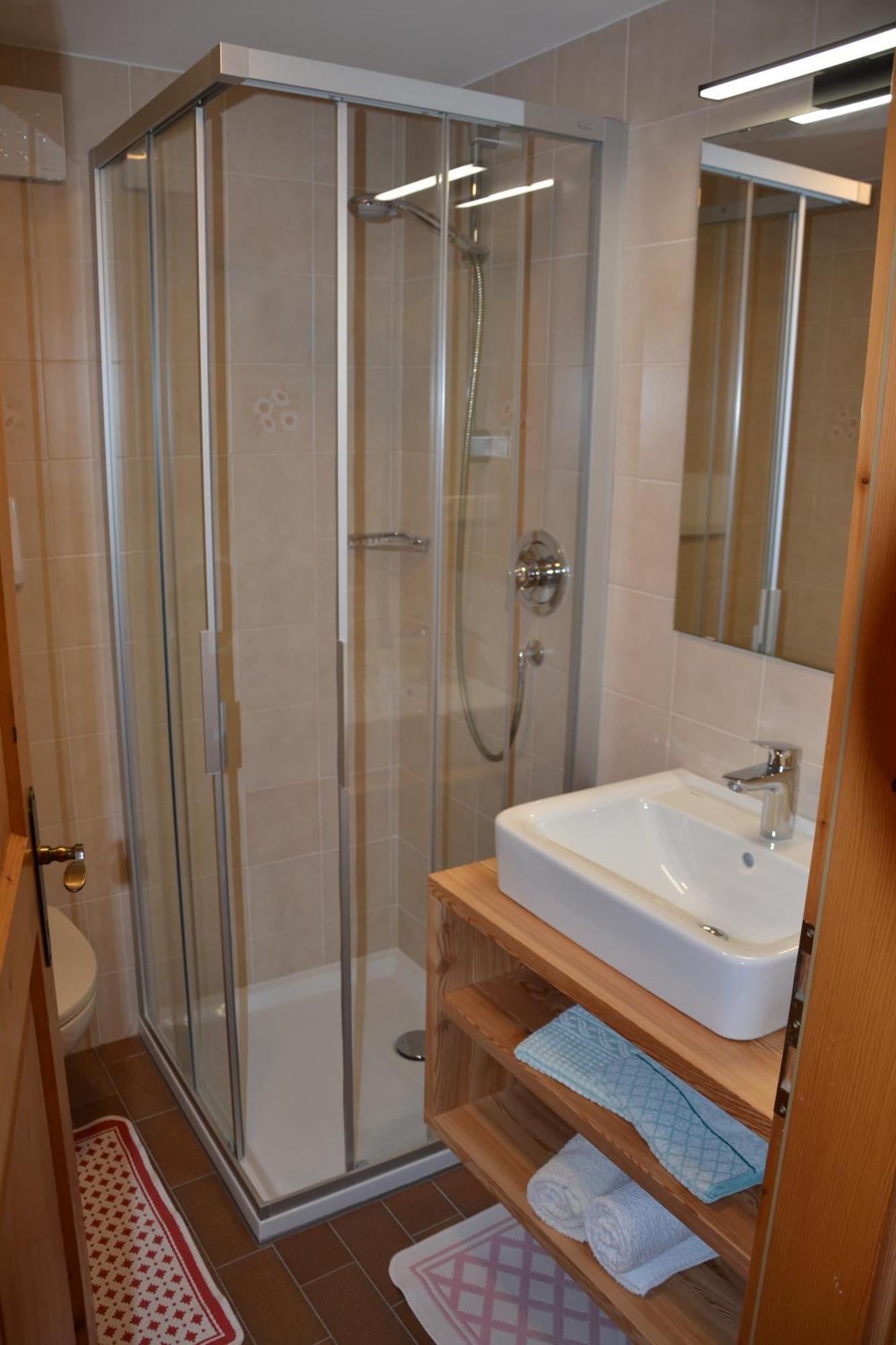 Gostnerhof Apartman Dobbiaco Szoba fotó